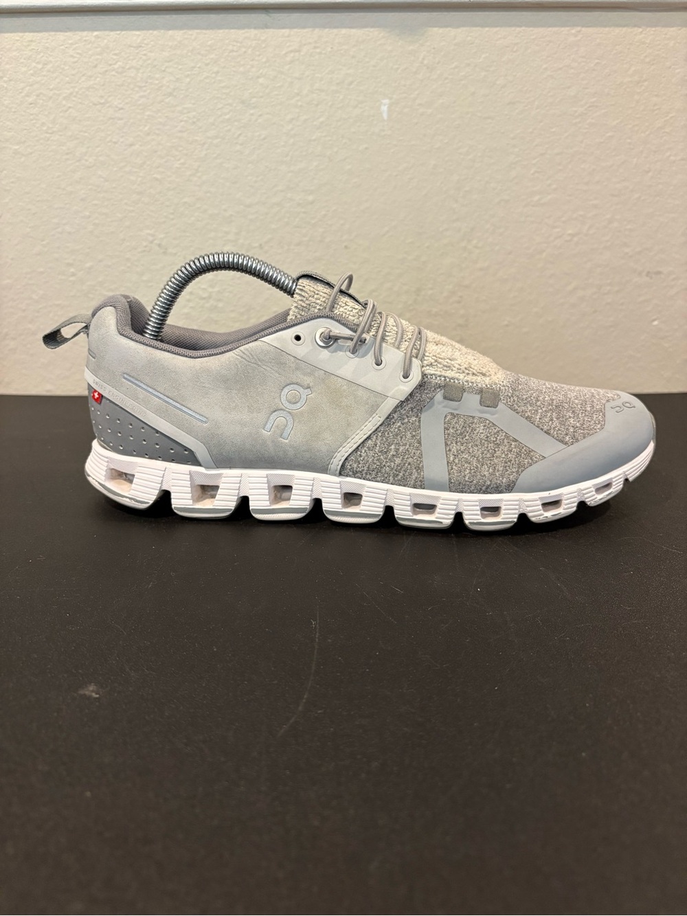 On Cloud 5 Terry Womens 10.5 Grey Running Shoes Sneakers 59.98911 Athletic - Picture 5 of 9